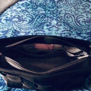 Harvey’s seatbelt purse